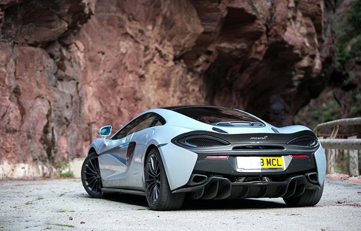 McLaren 570GT